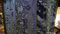 Pemilihan warna dan motifnya begitu cantik