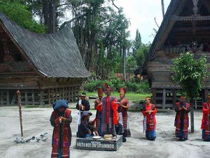 Tari Tor-tor, Keindahan Gerak dari Pulau Samosir