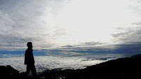 Di atas puncak Rantemario, Latimojong