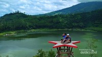 Spot Foto Tlaga Menjer