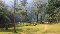 Pemadangan awal saat masuk telaga