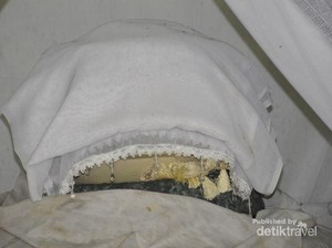 Telur Raja, Objek Wisata Sejarah di Raja Ampat
