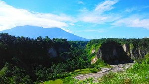 Tembok China, Tapi di Bukittinggi