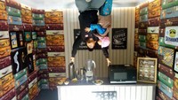 Spot Poto Menarik, menyediakan beberapa ruangan terbalik beragam tema ruangan