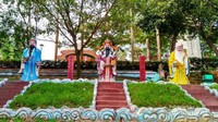 Patung 3 Dewa (Dewa Kegembiraan, Dewa Kemakmuran, dan Dewa Panjang Umur)