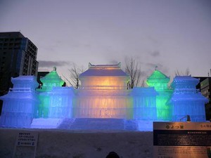 Temukan Patung Es Cantik di Sapporo Snow Festival