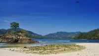 Panorama indah Kiluan