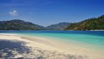 Tenggelam Bersama Pesona Bahari Teluk Kiluan