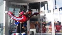 Bagai anak burung belajar terbang pertama kali