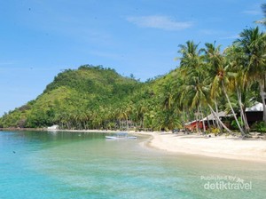Terbuai Pulau Sikuai di Sumatera Barat