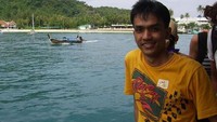 Rakhmad Fadli, di Kapal Wisata Pulau Phi-phi