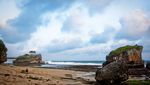 Tergoda Eksotisme Pantai Kukup Gunungkidul