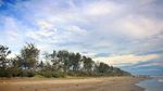 Tergoda Senja di Pantai Terpanjang di Indonesia