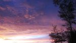 Tergoda Senja di Pantai Terpanjang di Indonesia