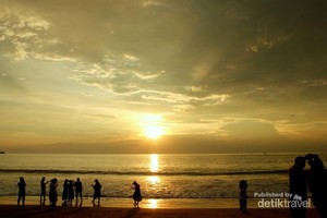 Tergoda Sunset Cantik di Jimbaran