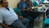 dtraveler Menikmati makan siang hari ini