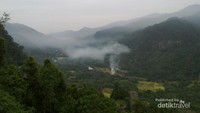 Pemandangan alam Bukit Barisan