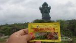 Terpesona Kemegahan Patung GWK