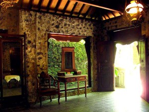 Terpikat Daya Magis Museum Ullen Sentalu