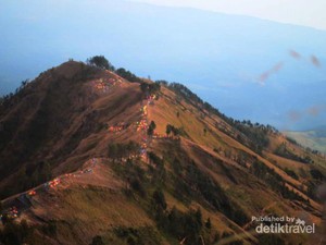 Terpikat Kecantikan Gunung Rinjani di Lombok