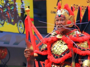 Tertawan Pesona Cap Go Meh Singkawang