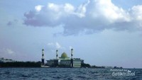 Masjid Al-Munawwaroh, Ternate, Maluku Utara