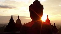 Sunrise yang sempurna (gugunborobudur.wordpress.com)