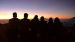 Tidur Dengan Hamparan Bintang di Gunung Prau