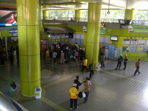 Tiket Mudik Sudah Dijual, Stasiun Gambir Masih Sepi