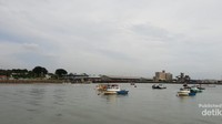 Pemandangan di Pelabuhan Klang, Malaysia