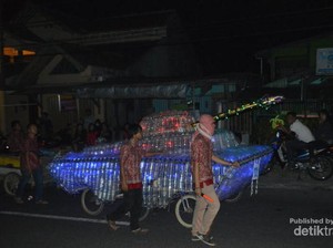 Tradisi Lebaran Unik di Sleman, Ada Tank di Jalanan