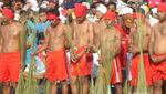 Tradisi Pukul Sapu yang Unik dari Maluku