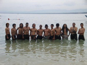 Traveling 2in1 Pantai Pangandaran Pasir Putih dan Green Canyon