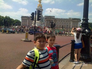 Traveling Bawa Rice Cooker ke London