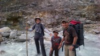 Melintas Sungai Cikuluwung