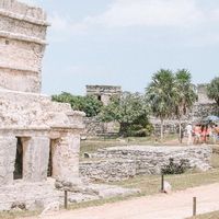 Karina Shtaby porno rasmlar Mushuk oyoqlarini suratga yoydi