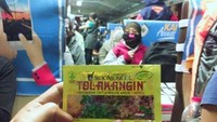 Orang pintar minumnya tolak angin, selalu tersedia disetiap perjalan