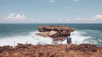 Pulau Timang dari kejauhan