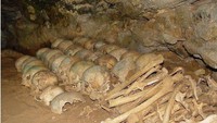 susunan tengkorak dan tulang-tulang (sumber: ceritadayak.com)