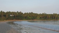 Pantai Cinibung begitu sepi (Fitraya/detikTravel)