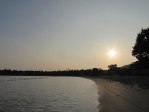 Ujung Kulon Punya Pagi yang Sempurna di Cinibung