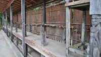 Tempat Duduk Pengunjung di Sanggar Panahat Bura