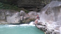 Sungai dan bebatuan besar
