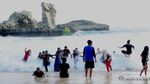 Unik! Ada Batu Sphinx & Seruling Samudera di Pantai Klayar