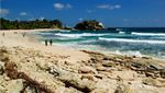 Unik! Ada Batu Sphinx & Seruling Samudera di Pantai Klayar