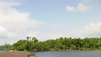 Tepian danau (Agung Prasetya Siregar - ACI)