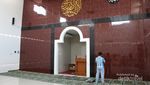 Unik! Ada Masjid Berbentuk Kabah di Subang
