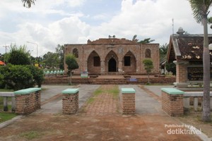 Unik! Ada Masjid Gresik di Thailand Selatan