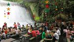 Unik! Ada Restoran di Air Terjun Labasin, Filipina