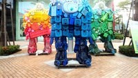 Robot daur ulang plastik